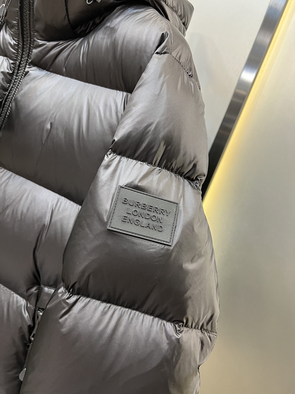 ハイクオリティダウンジャケット角部分ディテール